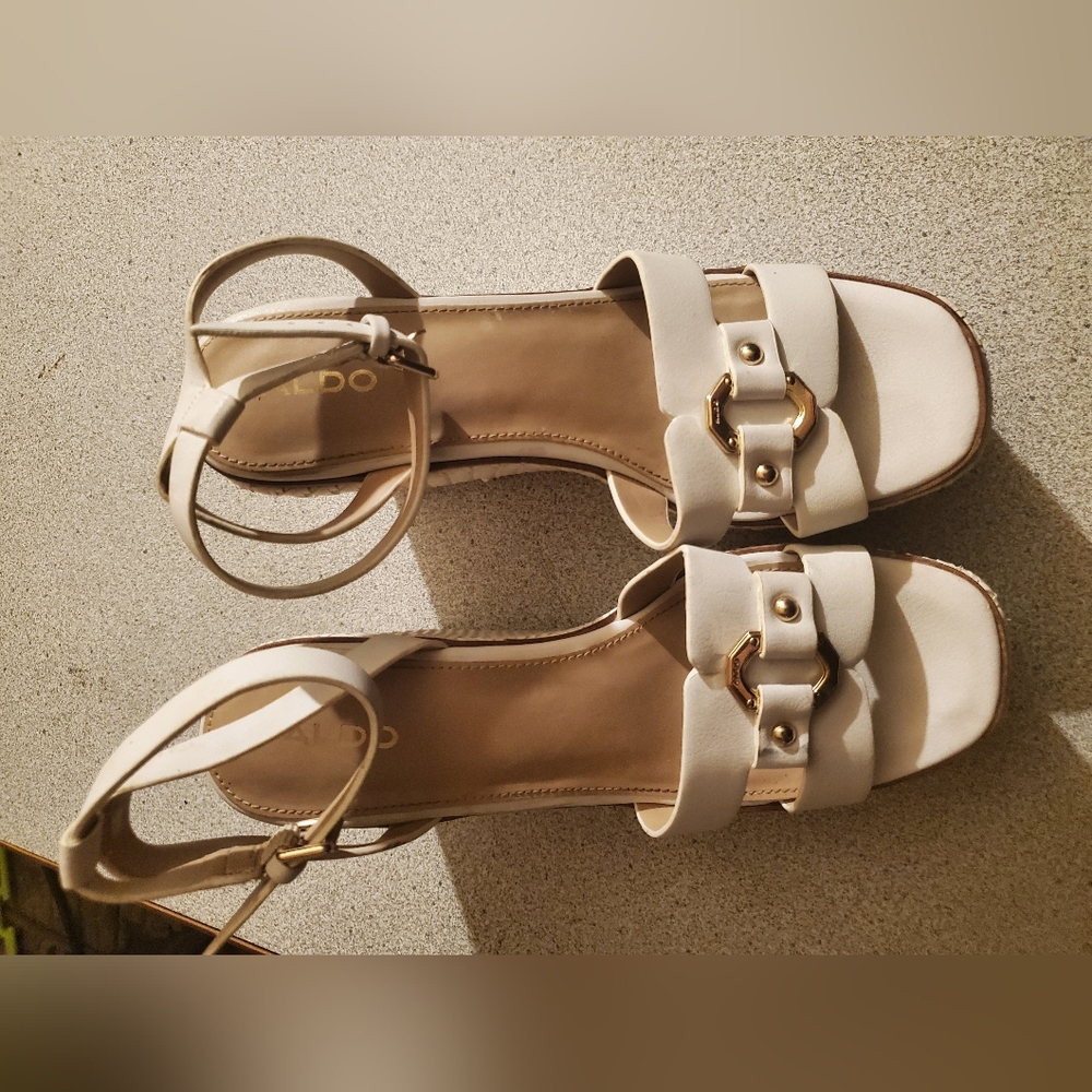 Aldo wedges